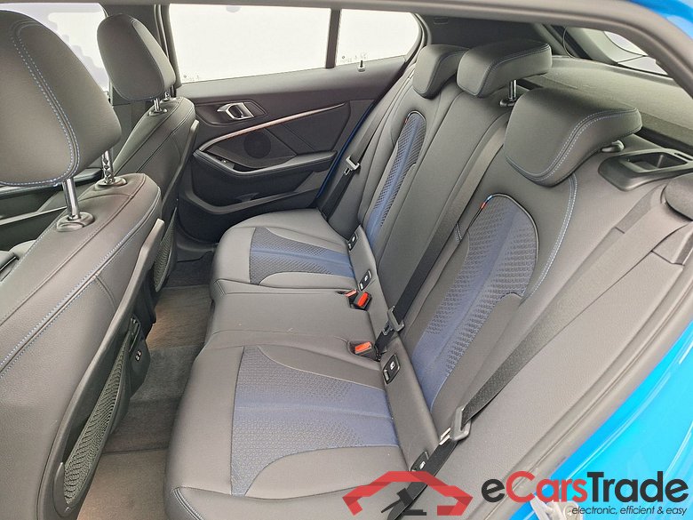 BMW, 1-serie '19, BMW 1 Reeks Hatch 118iA (103 kW) 5d #4