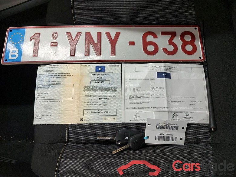 Citroën C3 1.2 PureTech 83 S&S MAN Feel 5d #4