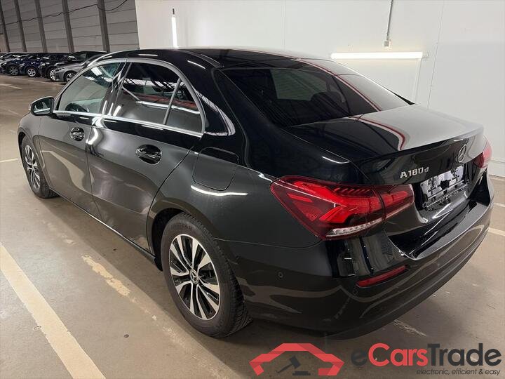 Mercedes A-Klasse Limousine A-Klasse Limousine A 180d Business Solution 85kW/116pk  4D/P Auto-8 #3