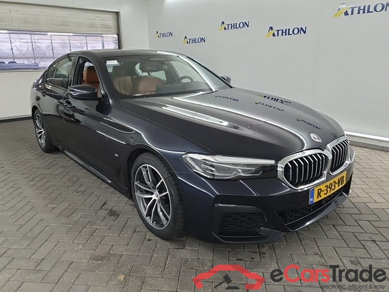 BMW 5 Serie Sedan 518dA Business Edition Plus 4D 110kW #2