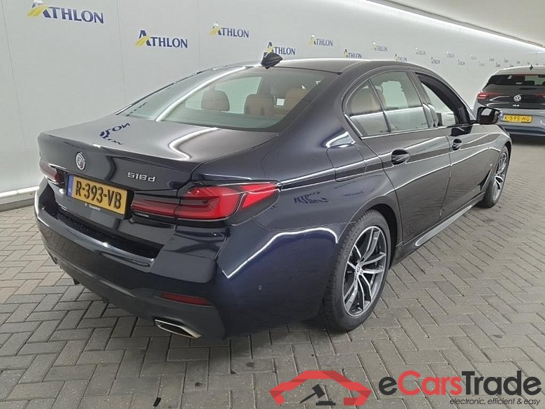 BMW 5 Serie Sedan 518dA Business Edition Plus 4D 110kW #3