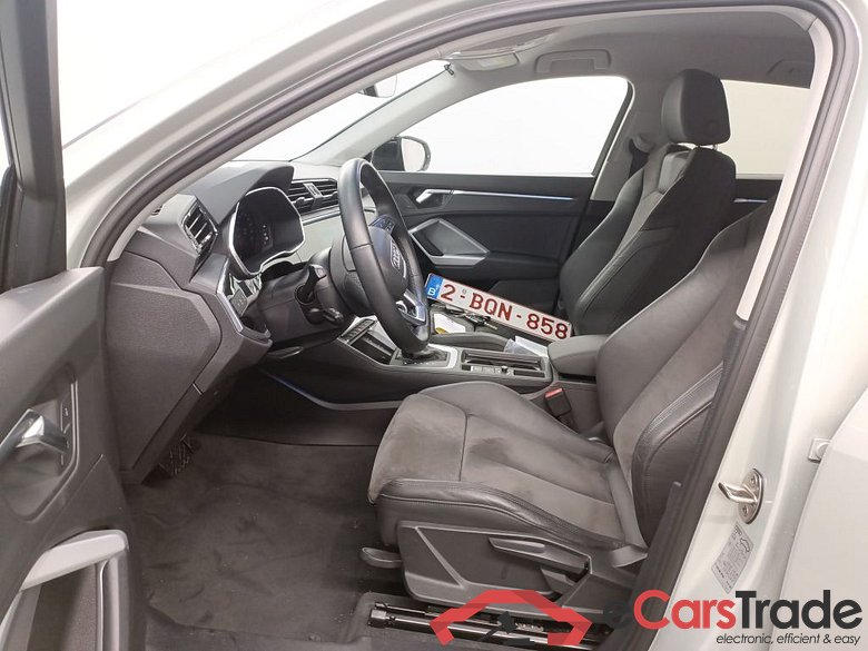 Audi Q3 Sportback 35 TDI S tronic Bus. Ed. Attraction 5d #3