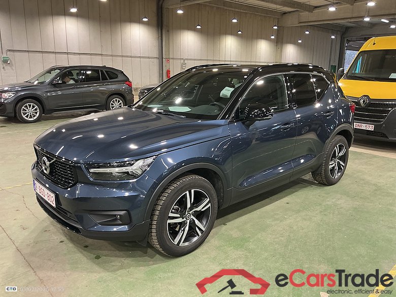 VOLVO XC40 1.5 T3 R-Design Geartronic #1