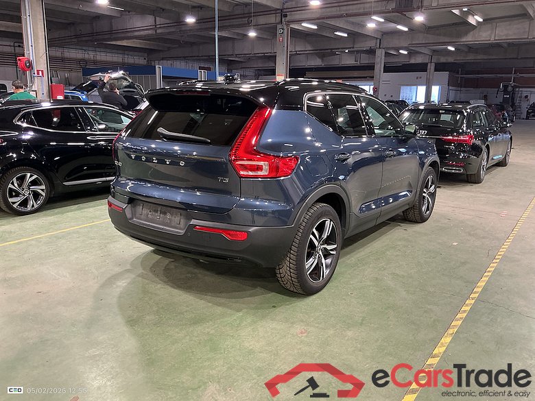 VOLVO XC40 1.5 T3 R-Design Geartronic #4