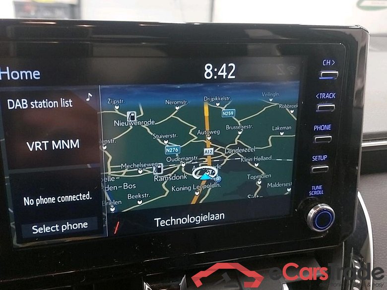 Toyota Corolla 1.8 e-CVT Hybrid Dynamic Aut. LED Navi KeylessGo Klima PDC ... #4