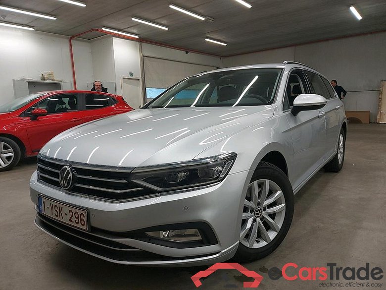 VOLKSWAGEN - VW  PASSAT VARIANT TDI 122PK DSG Style Business With Vienna Leather #1