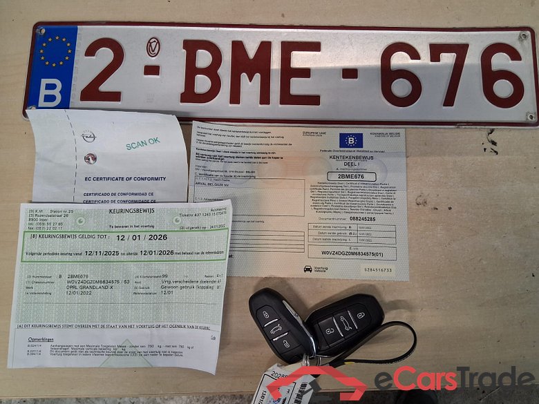 Opel Grandland X 1.6 Turbo S/S Hybrid Ultimate 5d #4