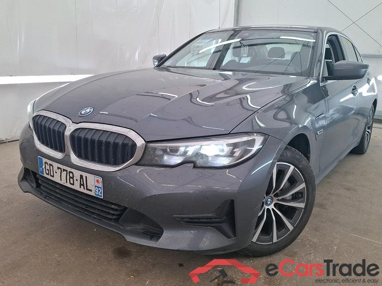 BMW Série 3 Berline / 2018 / 4P / Berline 330e 292ch Business Design BVA8 Hybride