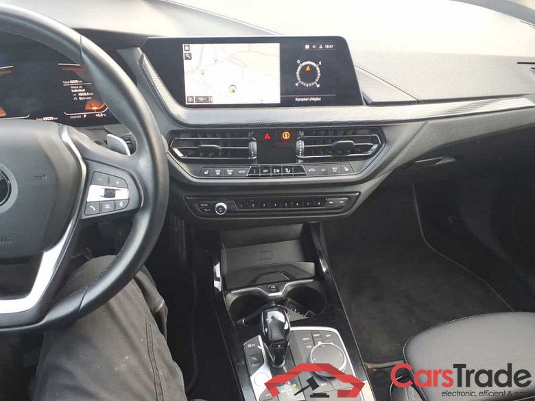 BMW 1 Limousine (F40)(2019->) DE - LimS5 118d EU6d, Sport Line (EURO 6d), 2020 - 2024 #6