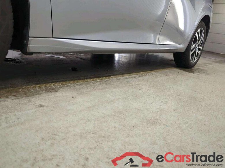 PEUGEOT 208 1.2 PT BL Allure #6