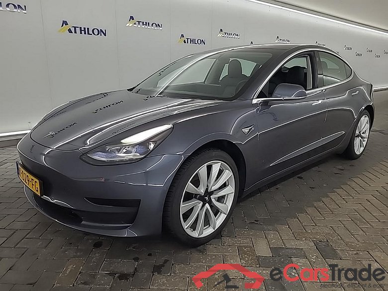 Tesla Model 3 Standard Range Plus RWD 4D 225kW