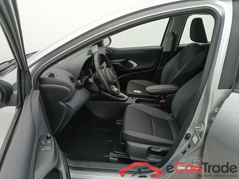 Toyota Yaris 1.5 VVT-i Hybrid Dynamic e-CVT 5d #3