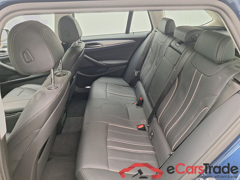 BMW, 5-ser To FL'20 PHEV, BMW 5 Reeks Touring 520e 150kW 5d #4
