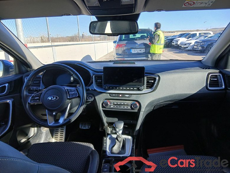 KIA XCeed / 2019 / 5P / todoterreno 1.6 GDi PHEV 104kW (141CV) eTech #3