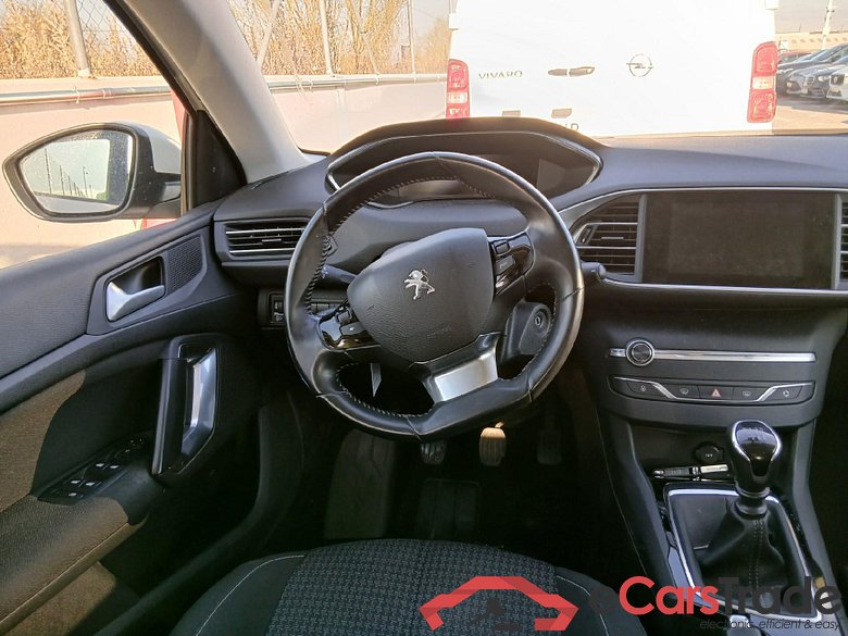 PEUGEOT 308 / 2017 / 5P / berlina con portón 5p Active Pack PureTech 110 S&S (AC) #3
