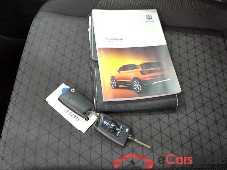 VOLKSWAGEN T-Cross 70 kW #6