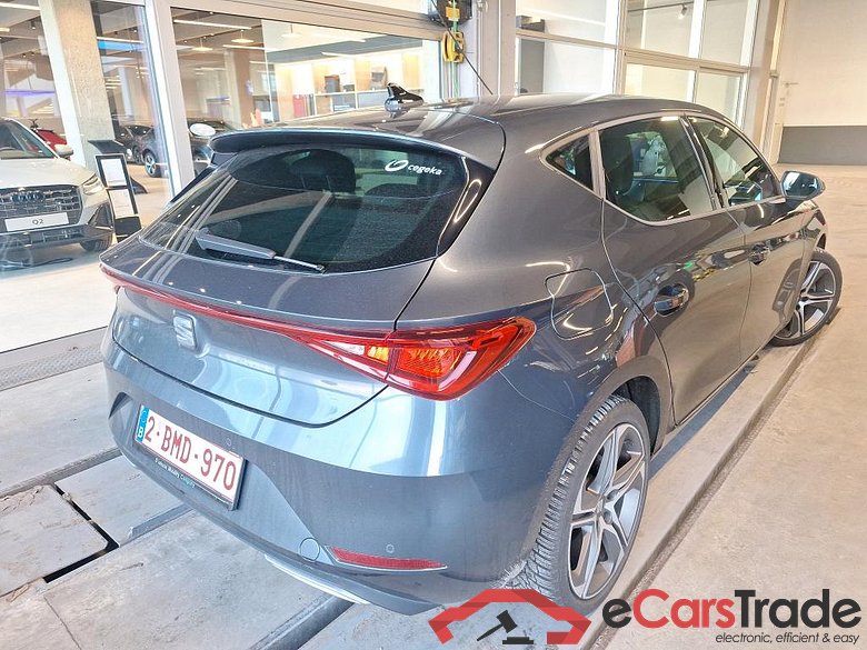 SEAT - SEA LEON  PHEV 1.4  204PK DSG Pack Dynamic & Winter & Safe Driving L & Kessy & Full LED & Rear Camera  * HYBRID * #2