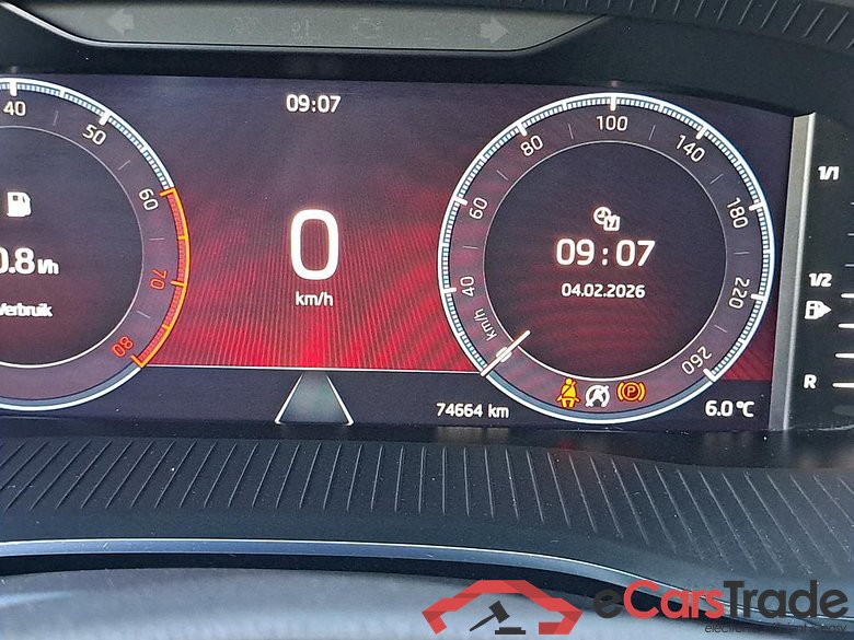 SKODA - SKO OCTAVIA COMBI TSI 110PK Ambition Pack Launch & PDC Front & Rear & Removable Towing Hook * PETROL * #5