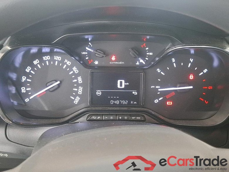 C3 Société Feel 1.2 PureTech 80CV BVM5 E6d #6