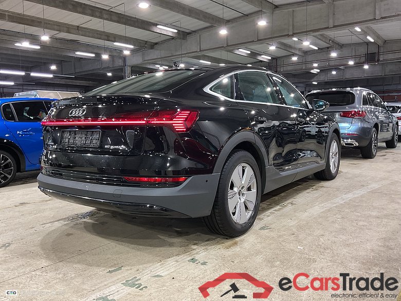 AUDI E-TRON SPORTBACK 71 kWh 50 Quattro #4