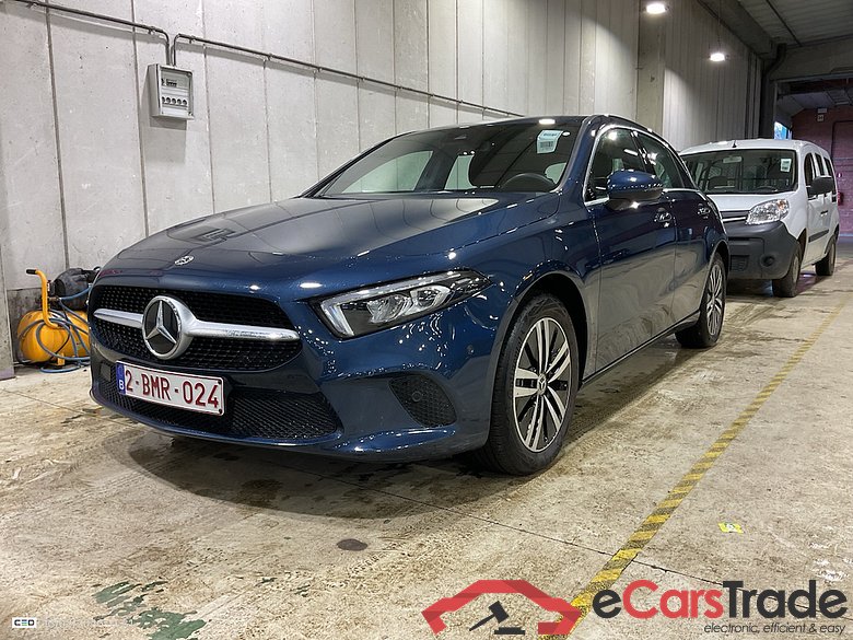 MERCEDES-BENZ CLASS A (W177) A 250 e PHEV Business Solution