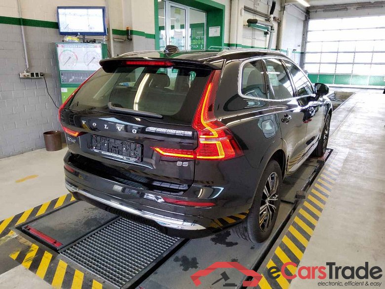 Volvo XC60 (03.2017->) DE - SUV5 B5 (Benzin) 2WD EU6d, Inscription Mild-Hybrid (EURO 6d), (Facelift) 20 #3