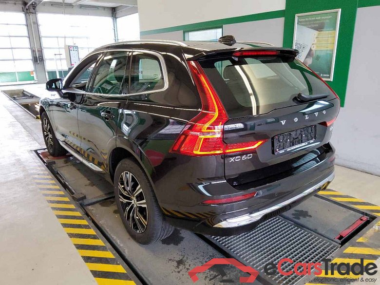 Volvo XC60 (03.2017->) DE - SUV5 B5 (Benzin) 2WD EU6d, Inscription Mild-Hybrid (EURO 6d), (Facelift) 20 #4