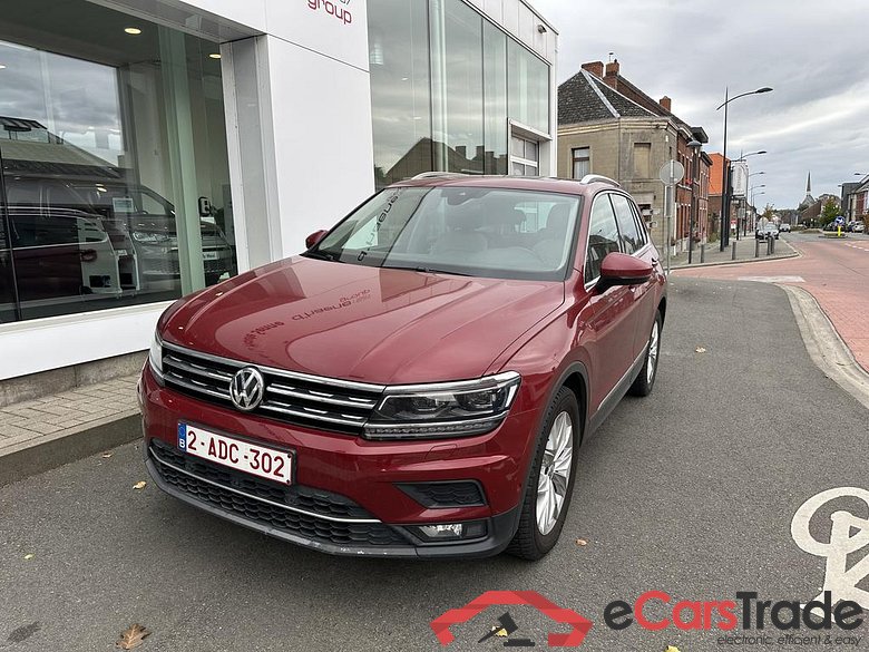 VOLKSWAGEN Tiguan 1.4 TSI 92 kW (125 ch) 6 vitesses manuel