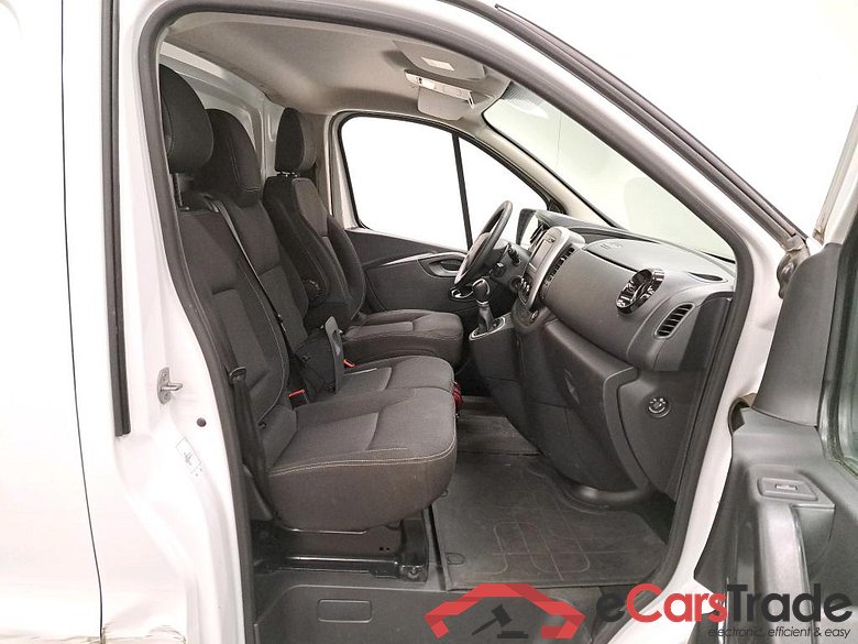 RENAULT - REN TRAFIC B/F L1H1 dCi 146PK EDC Grand Confort 2.7T               ***      ECONOMICAL  TOTAL LOSS      ***               With Media Nav & Rear Park Sensors #3