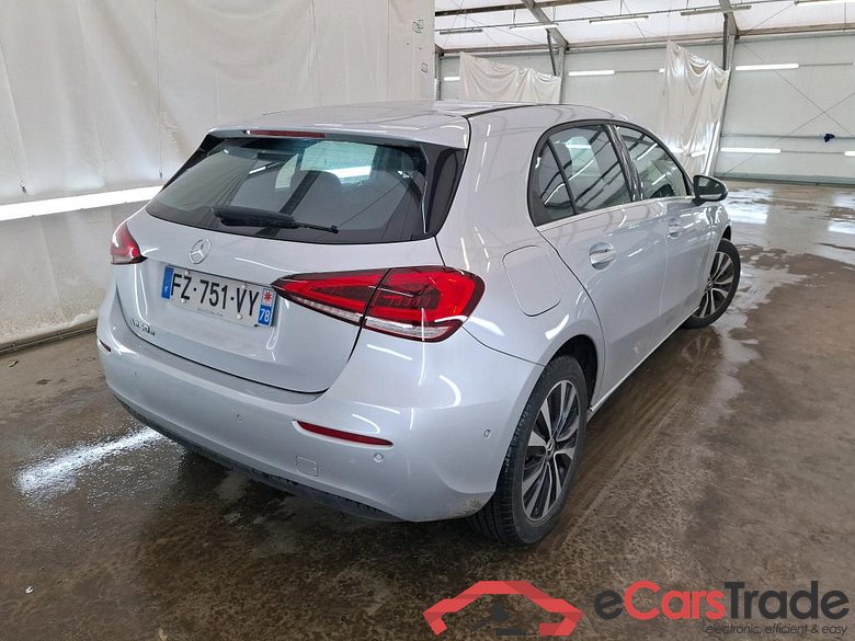 MERCEDES-BENZ Classe A Compact  2018  5P  Berline A 250 e Business Line 8GDCT #3