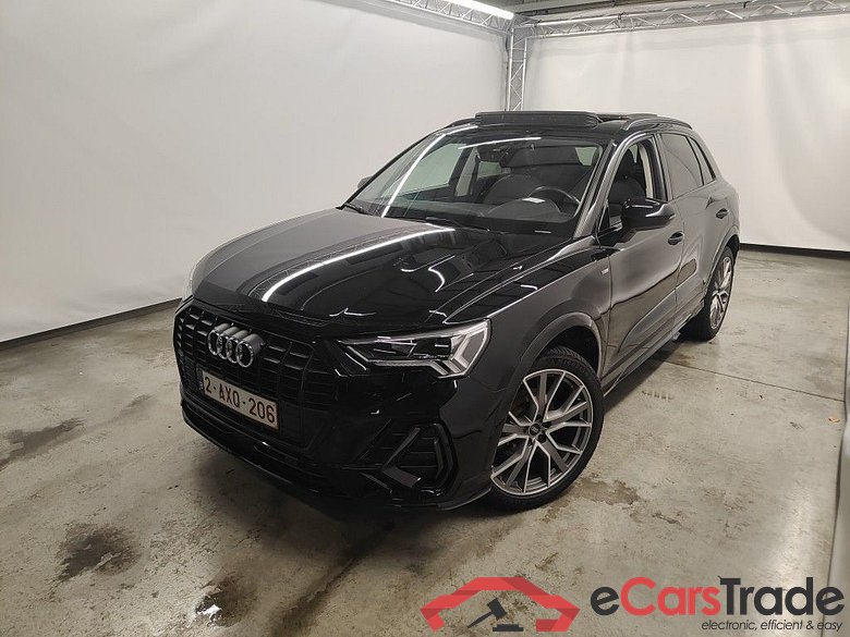 Audi Q3 35 TFSI S tronic S line Business Edition 5d #1