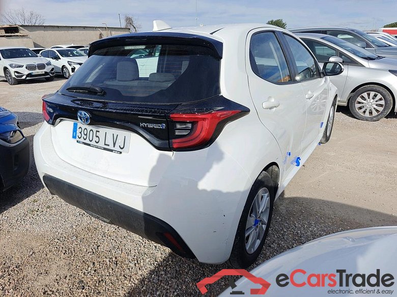 TOYOTA Yaris / 2020 / 5P / berlina con portón 1.5 120H Active Tech #2