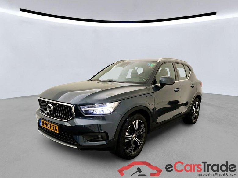 VOLVO XC40 132 kW #1