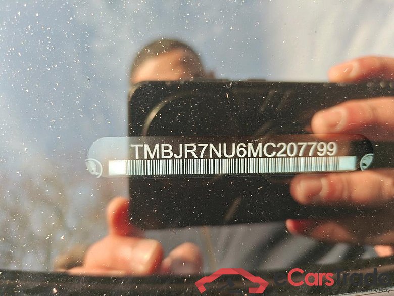 SKODA Karoq 110 kW #2