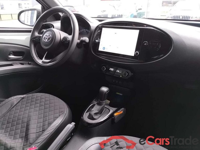 TOYOTA Aygo X 1.0 VVT-i S-CVT Premium #6