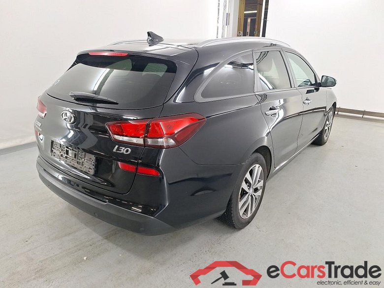 HYUNDAI i30 WAGON DIESEL - 2017 1.6 CRDi Twist STOCK #4