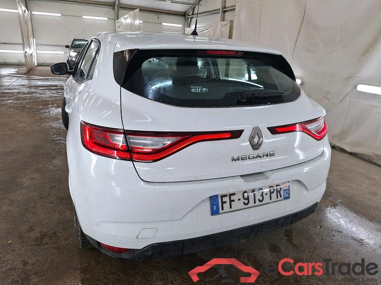 Megane IV Berline 5pt. Société Air Nav 1.5 dCi 90CV BVM6 E6 #2