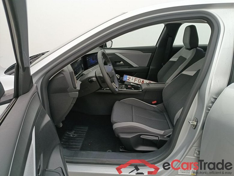 Opel Astra Sports Tourer 1.2 Turbo 81kW S/S Edition 5d #3