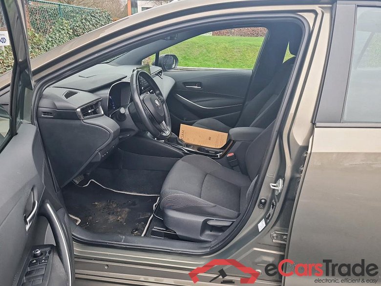 TOYOTA COROLLA TOURING SPORTS - 2019 1.8 Hybrid Dynamic e-CVT (EU6d-TEMP) STOCK #5