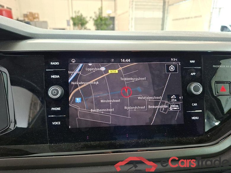 VOLKSWAGEN POLO 70 kW #3