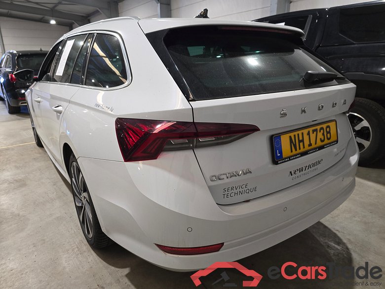 Skoda Octavia Combi 2.0 CRTDI Aut. LED-Xenon Virtual Navi Sport-Seats KeylessGo Camera 360 Klima PDC ... #4