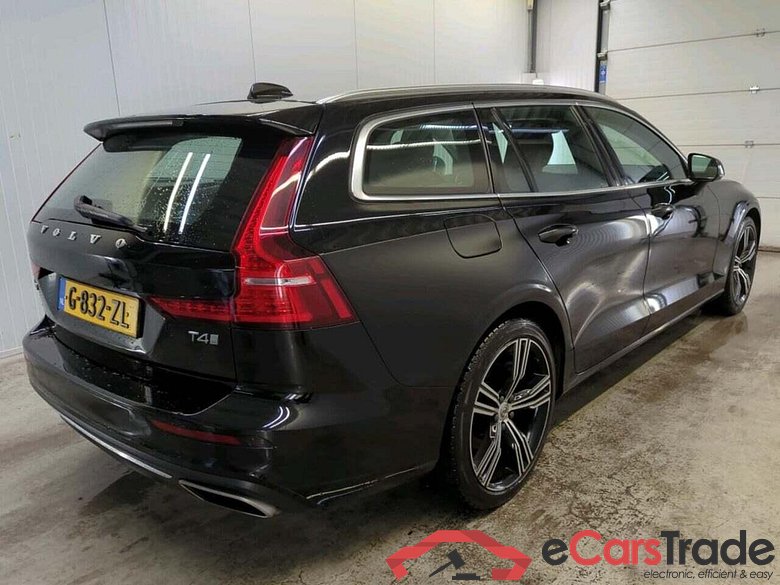 VOLVO V60 2.0 T4 Inscription #2