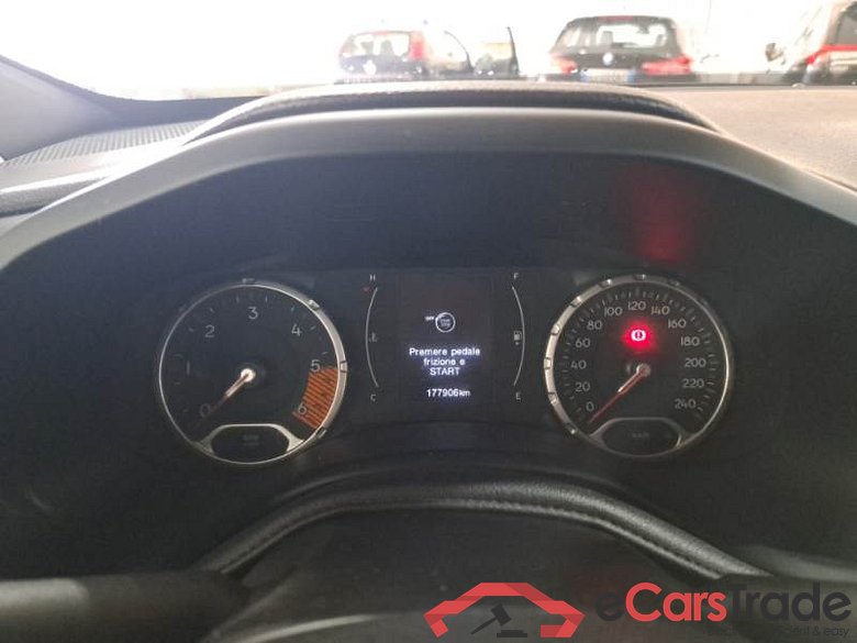 JEEP RENEGADE / 2018 / 5P / SUV 1.6 MJET 130CV BUSINESS #4