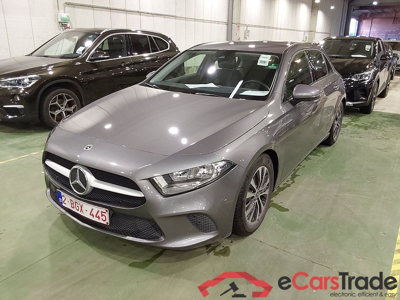 MERCEDES-BENZ A-CLASS 1.3 A 180 ESSENTIAL LINE DCT