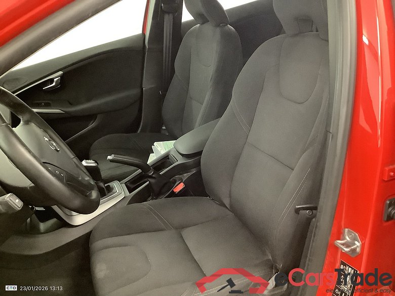 Volvo V40 2.0 D2 LED-Xenon Navi Klima PDC ... #6