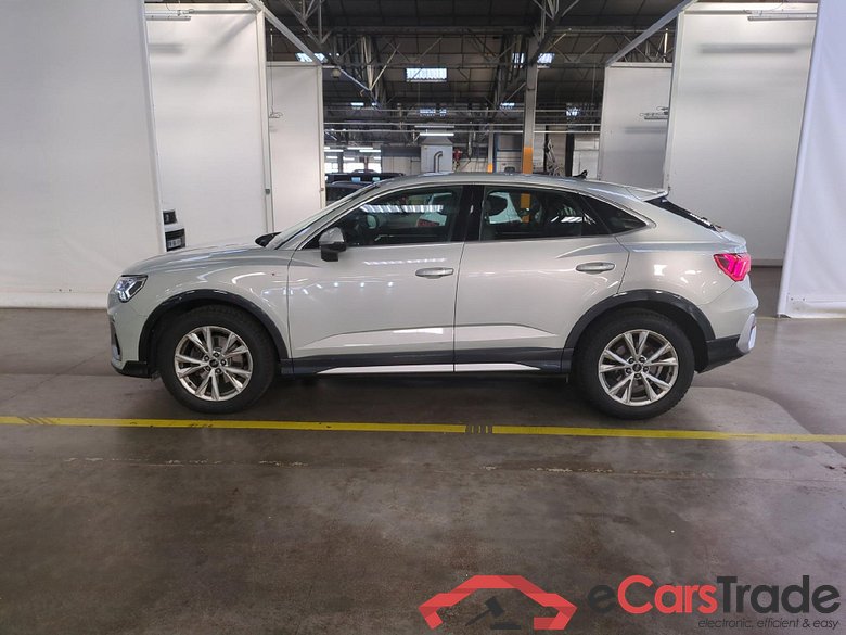 AUDI Q3 Sportback / 2019 / 5P / SUV 35 TFSI 150 MHEV S Tronic 7 S LINE #2
