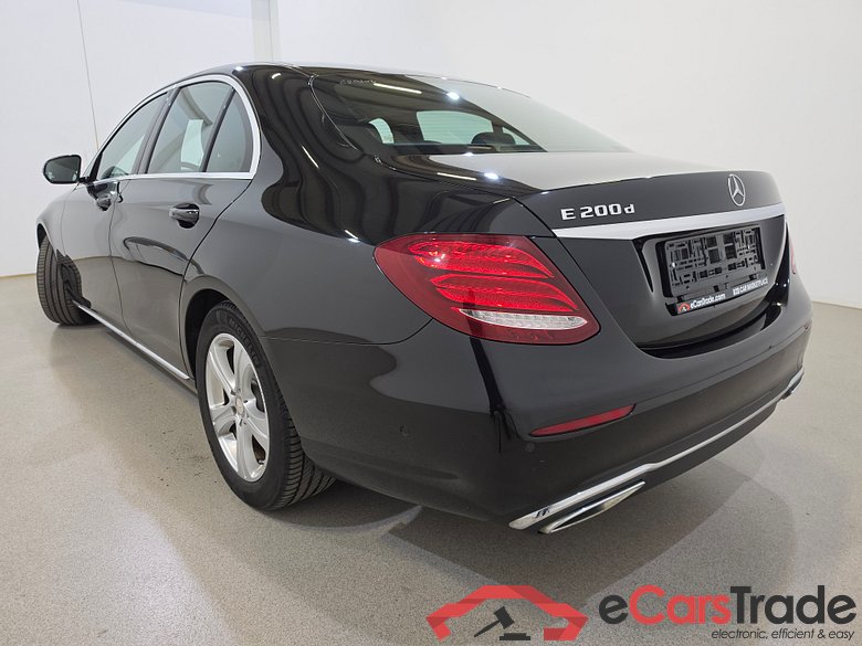 Mercedes-Benz E200d Avantgarde Aut. MULTIBEAM 1/2 Sport-Leather Navi KeylessGo Camera Klima PDC ... #6
