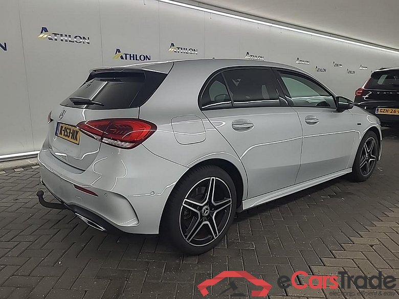MERCEDES-BENZ A-klasse A 250 e 8G-DCT Business Sol AMG Limited 5D 160kW #3