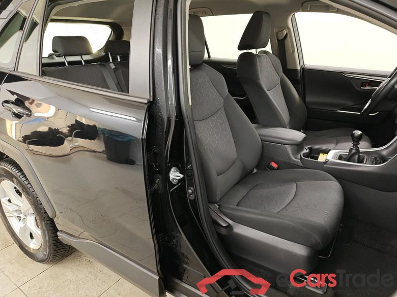 Toyota RAV4 2.0 VVT-iE 2WD Active 5d #3