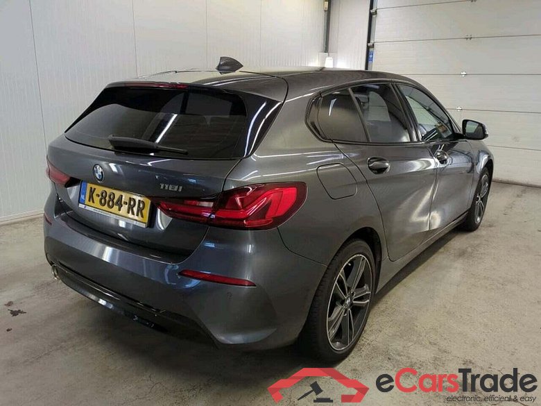 BMW 1-serie 118i High Exec #2